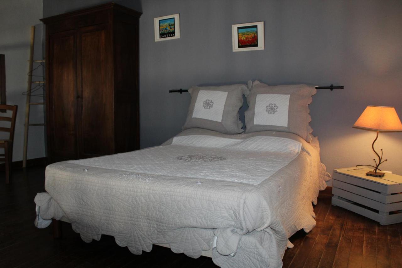 Les Logis De Paban Bed & Breakfast Crestet Luaran gambar